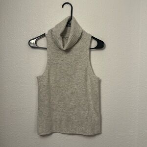 Madewell sleeveless gray turtleneck sweater